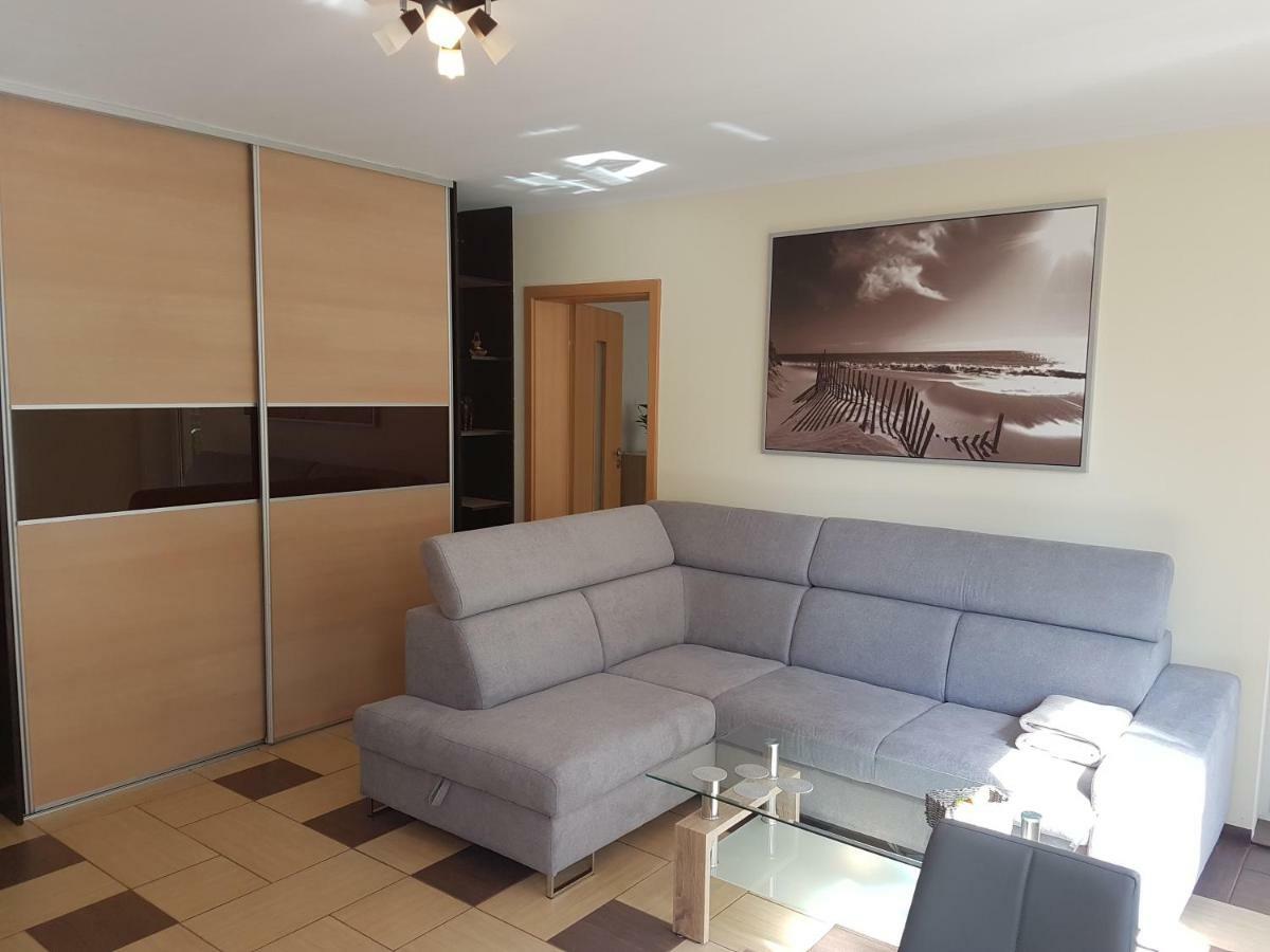 Apartament Z Ogrodkiem Pomerania Kołobrzeg Esterno foto
