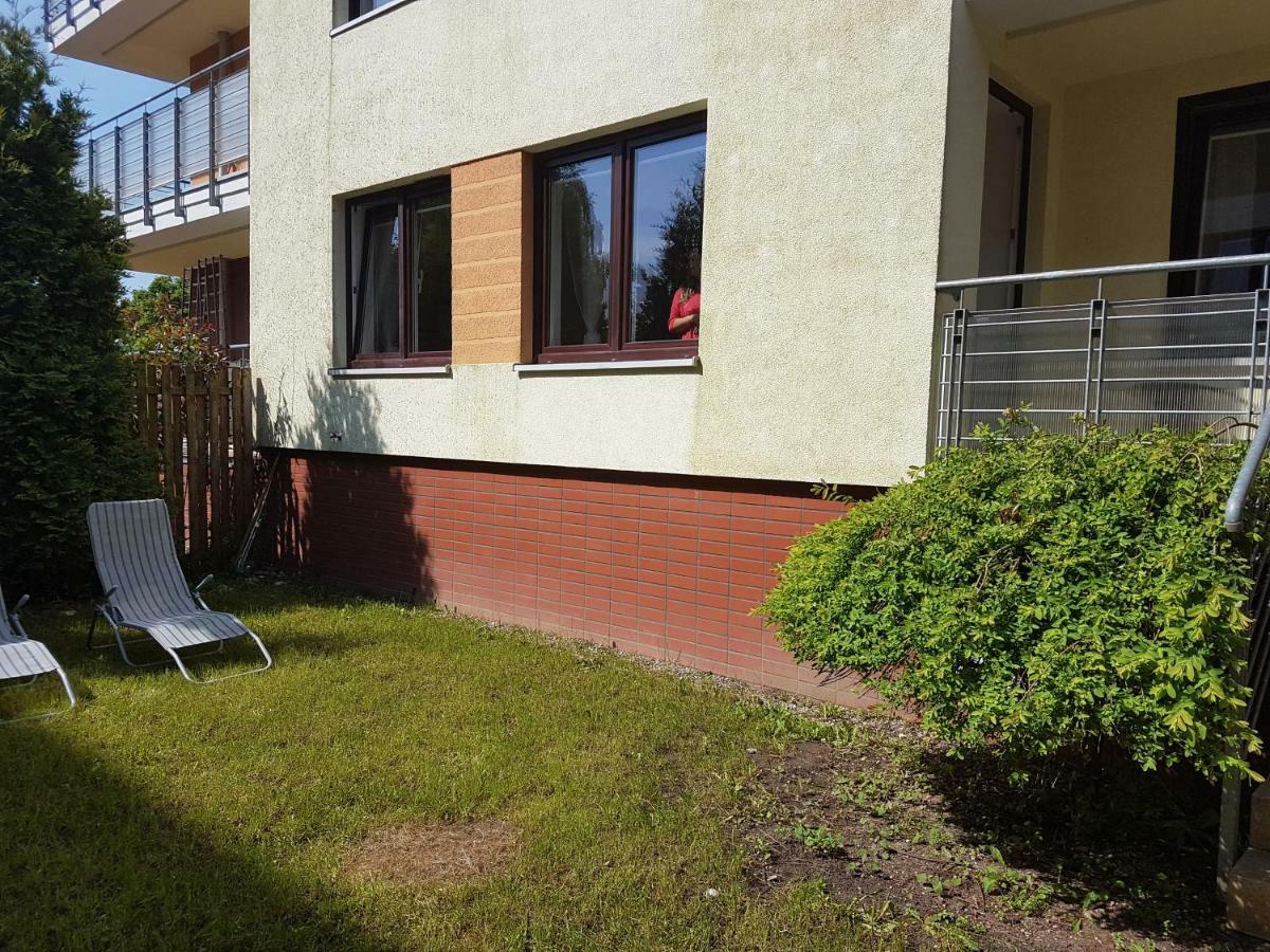 Apartament Z Ogrodkiem Pomerania Kołobrzeg Esterno foto