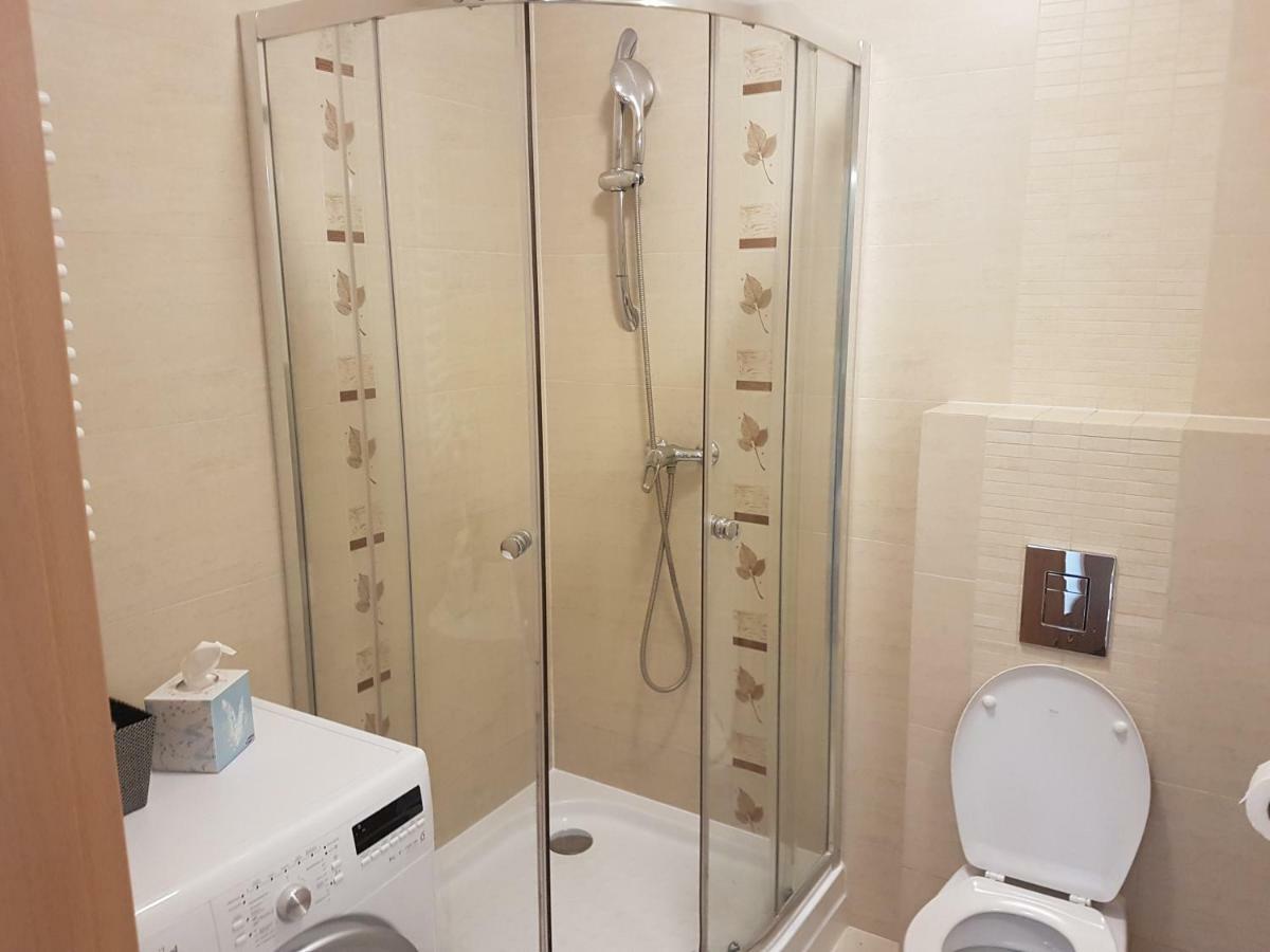 Apartament Z Ogrodkiem Pomerania Kołobrzeg Esterno foto